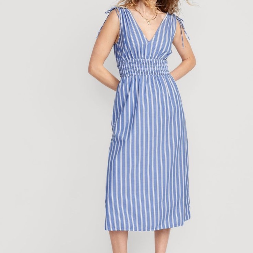 REMOVING if unsold by 5/6:Old Navy Striped Fit & Flare Maxi | XL | Smocked Waist